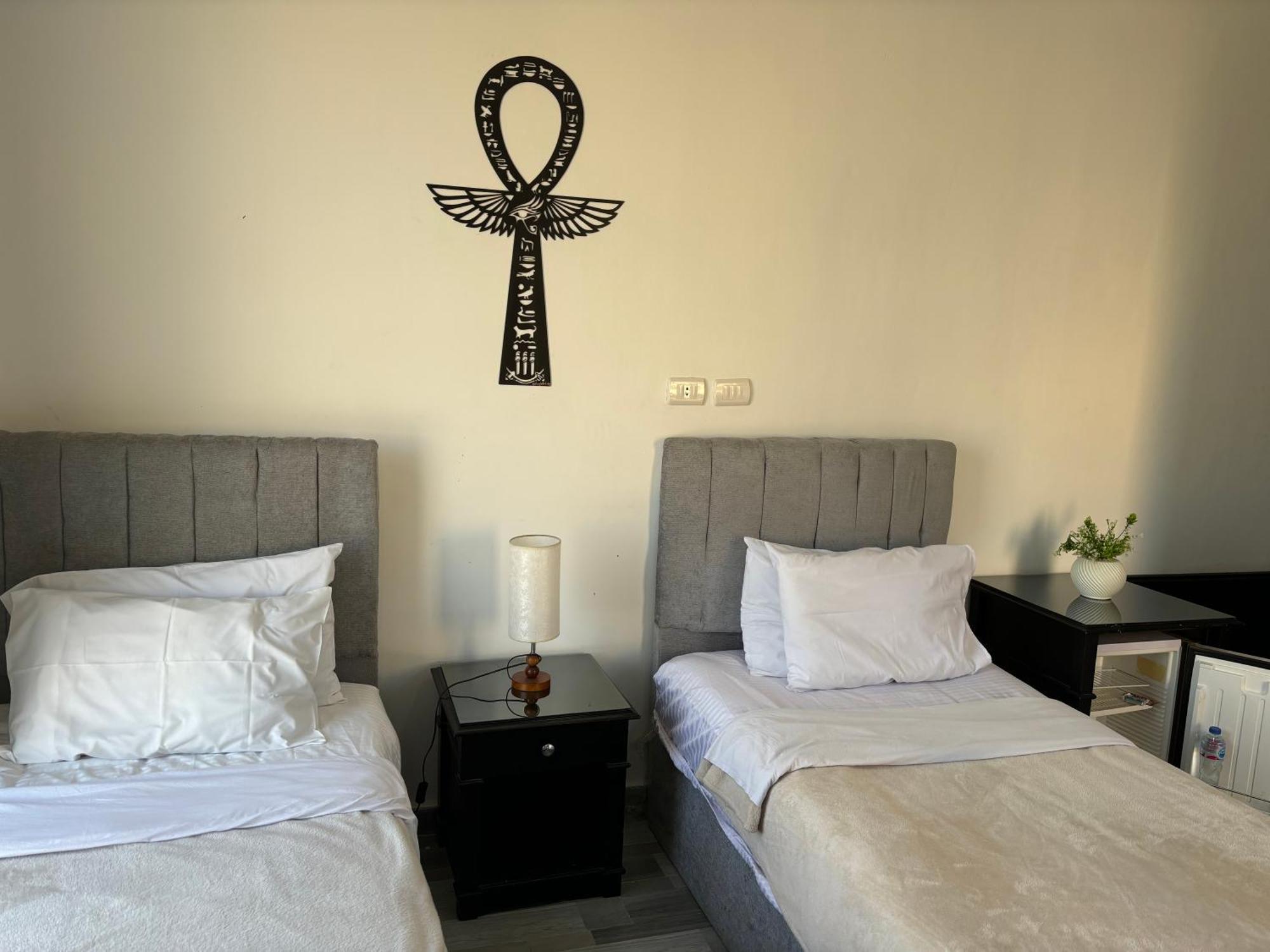 K Boutique Hotel Medspa-Pyramids & Grand Egyptian Museum Ghatati Ngoại thất bức ảnh
