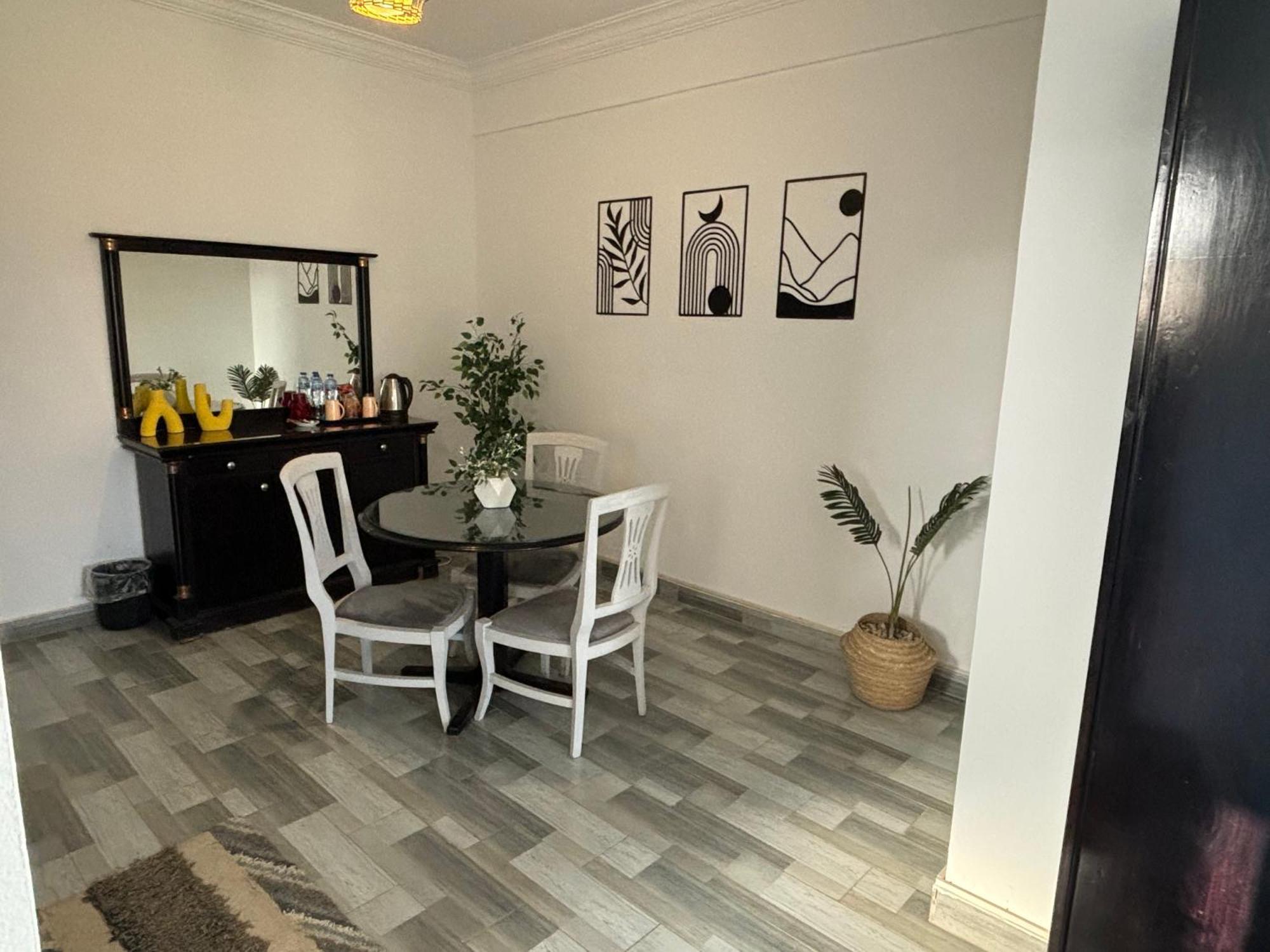 K Boutique Hotel Medspa-Pyramids & Grand Egyptian Museum Ghatati Ngoại thất bức ảnh