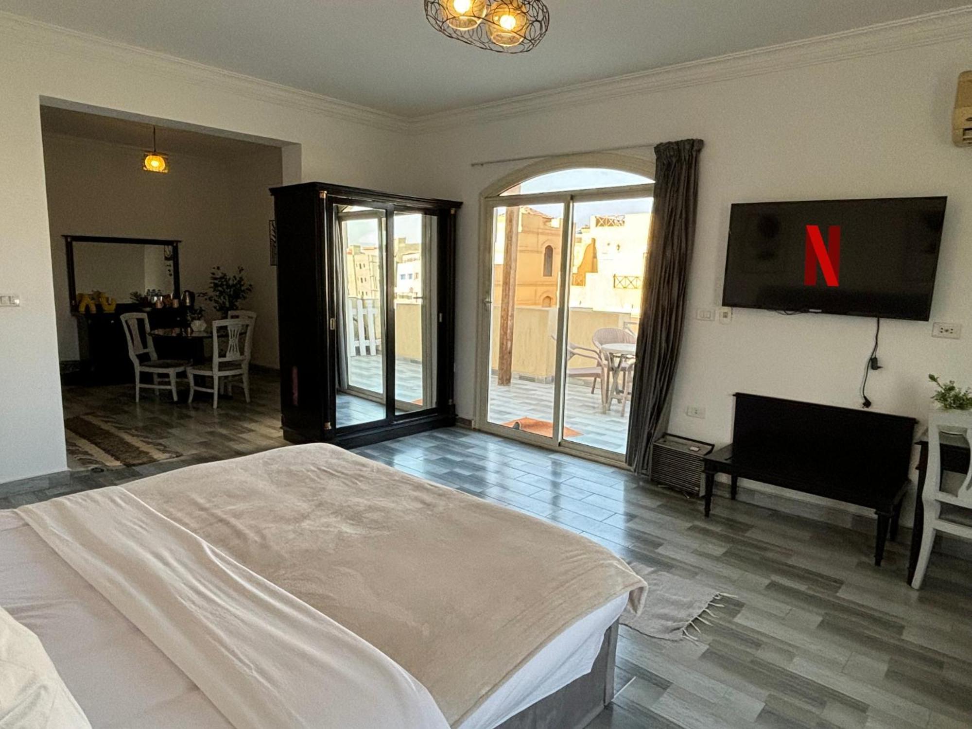 K Boutique Hotel Medspa-Pyramids & Grand Egyptian Museum Ghatati Ngoại thất bức ảnh